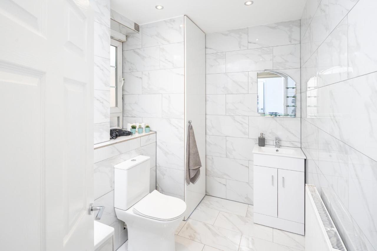 Skyline Serviced Apartments - Beckett Londra Exterior foto